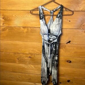 Mesmera Halter Dress Black Gray Palm Print Tie Back Sleeveless Medium Deep V nec